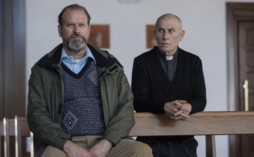 Vitaliano Trevisan e il cane Dean, un omaggio di Mirko Artuso