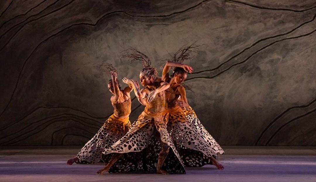 L'inno ipnotico alla forza della terra di Bangarra, Leone d'oro alla Biennale Danza